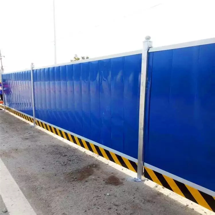 洛阳市洛龙区龙富小区管道改造项目安装蓝色彩钢围挡案例(图1)